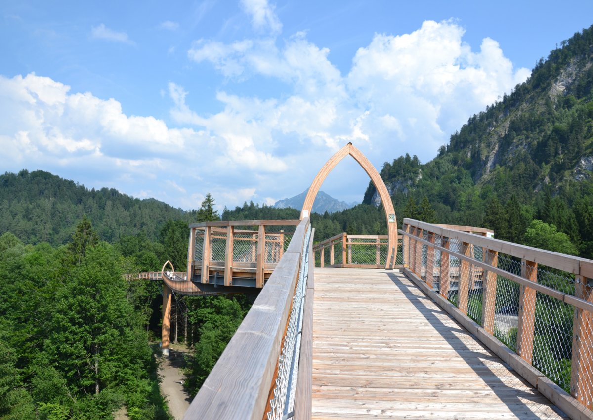 Baumkronenweg und Lechfall bei Füssen